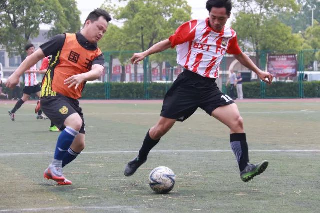 报道称快船曾考虑为詹姆斯开出超2000万美元合同